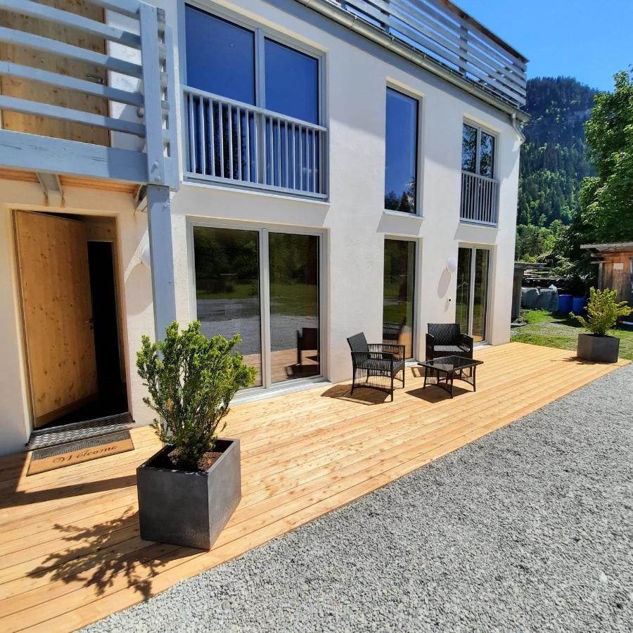 Aktien 11 / A=Obere Wohnung / B=Untere Wohnung Sils im Domleschg Exterior photo
