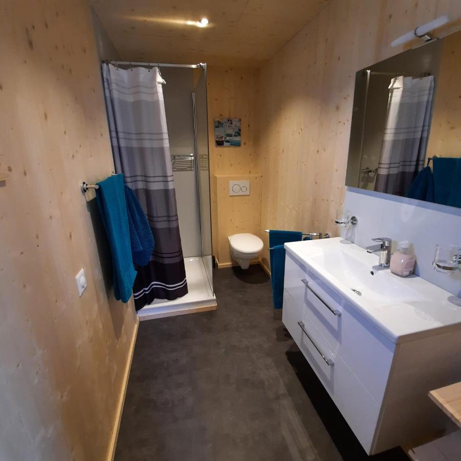 Aktien 11 / A=Obere Wohnung / B=Untere Wohnung Sils im Domleschg Exterior photo